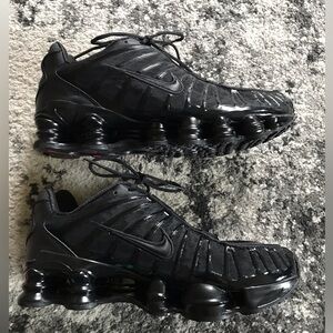 Nike Shox Shocks TL Blackout Shoes